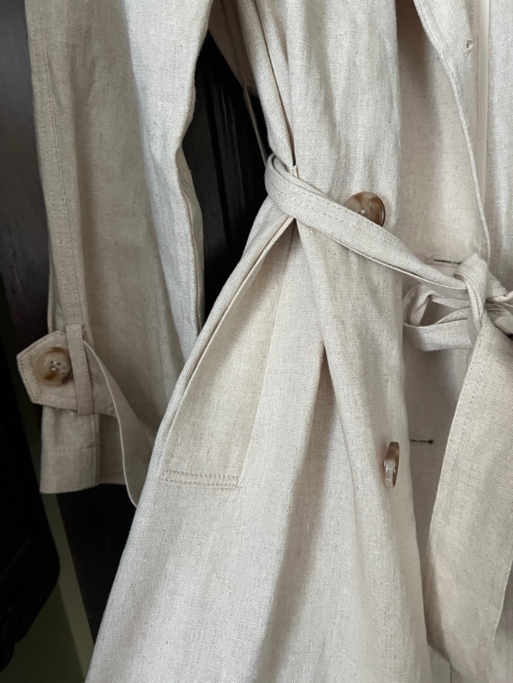 Gorgeous Linen belted long trench coat - Picture 3 of 4